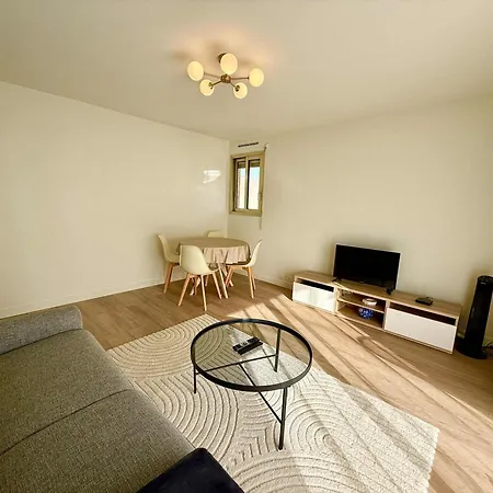 C018 - Lumineux - Proche 公寓 戛纳